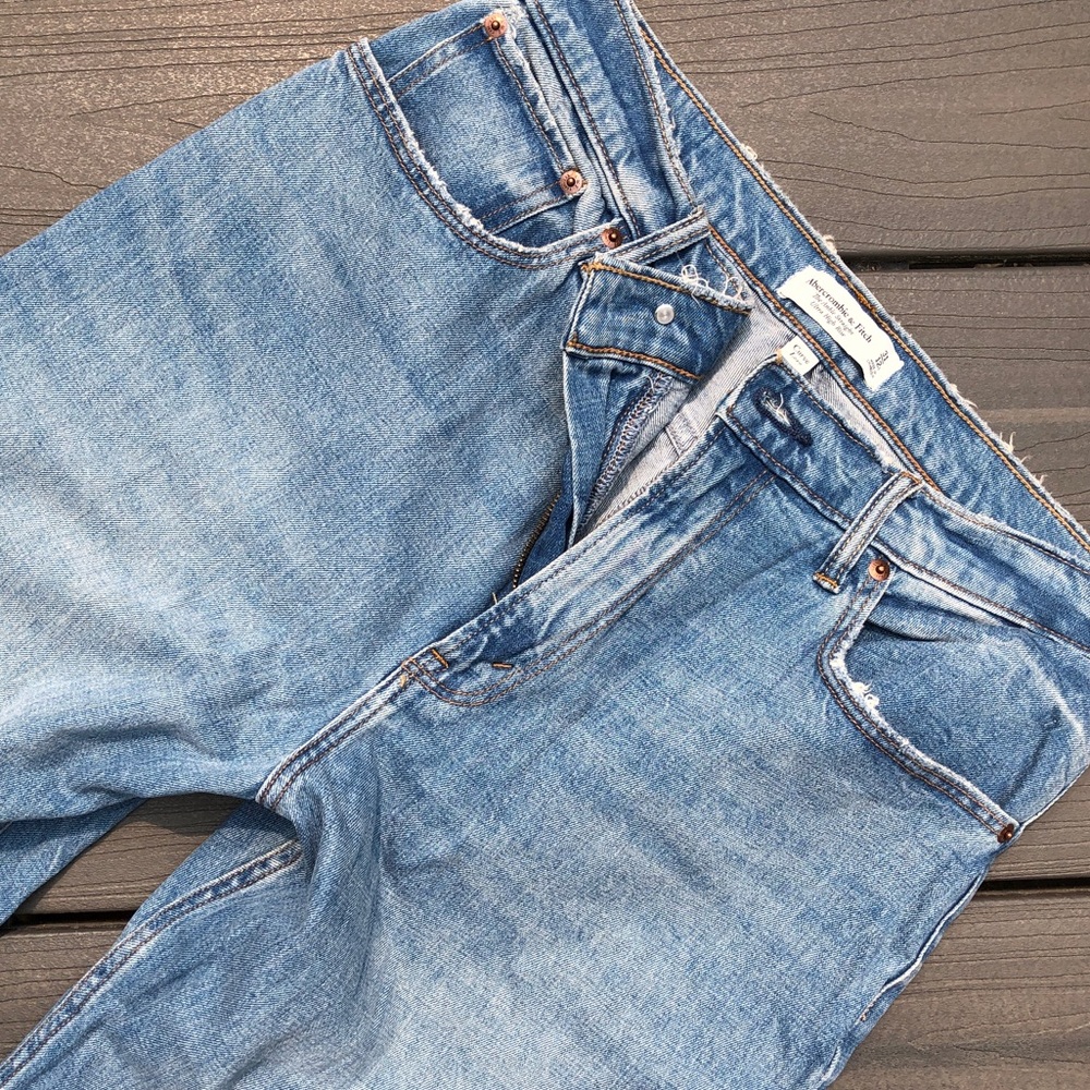 Abercrombie Curve Love